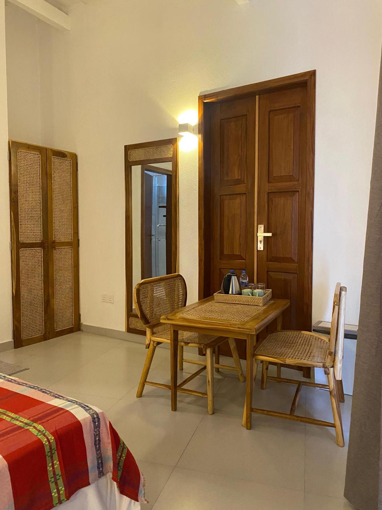 Hotel Vibration Hikkaduwa Ngoại thất bức ảnh